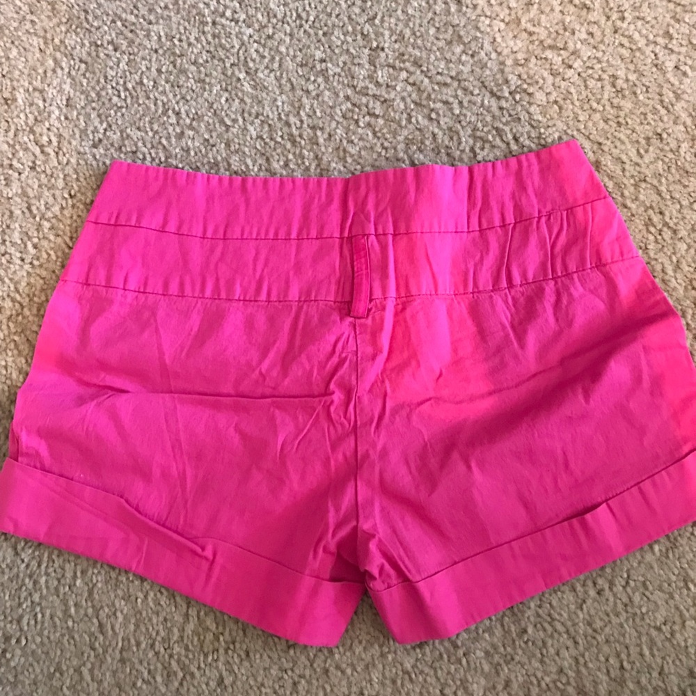 Shorts - Picture 2 of 3